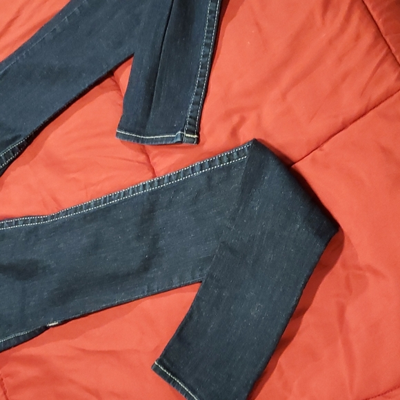 True religion jeans,size 24x32 - Picture 2 of 15